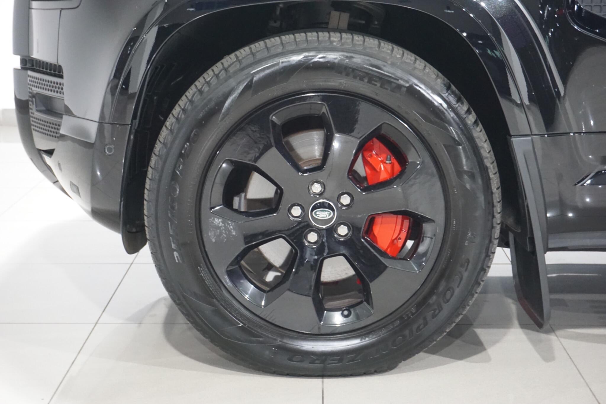 Land Rover Defender 110 2.0 P400e 15.4kWh X-Dynamic HSE SUV 5dr Petrol Plug-in Hybrid Auto 4WD Euro 6 (s/s) (404 ps)